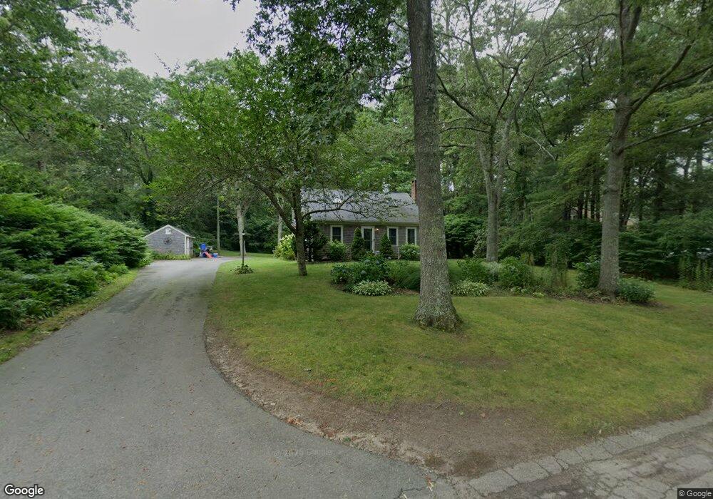 19 Shallow Pond Ln, East Falmouth, MA 02536 - photo 1