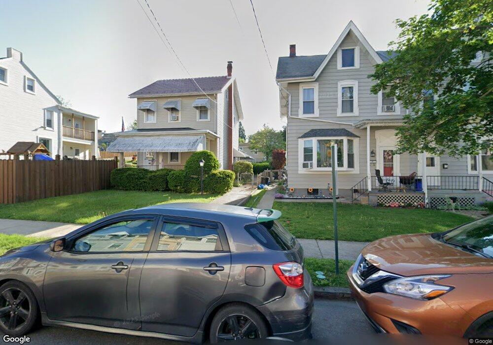 121 N 3rd St, Hamburg, PA 19526 - photo 1