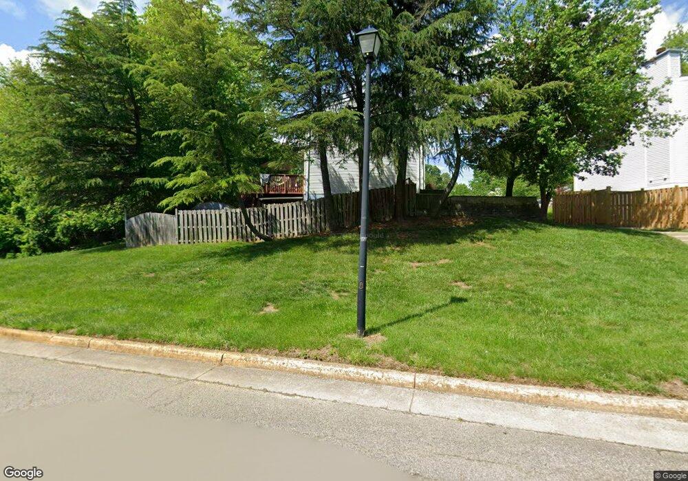 8128 Parkdale Ct, Springfield, VA 22153 - photo 1