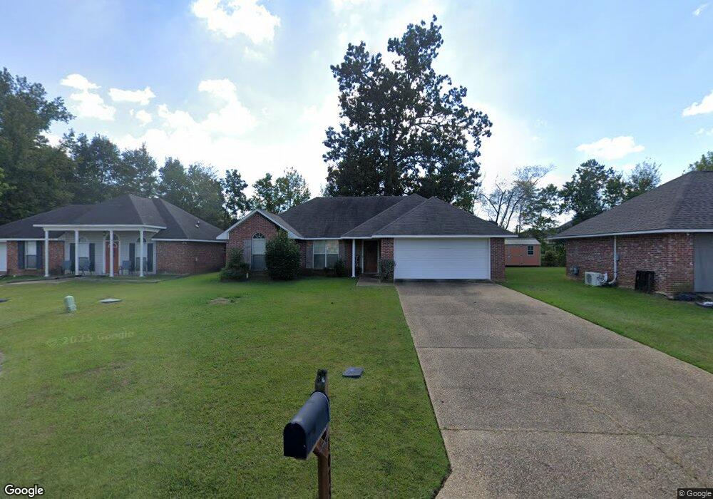 1075 Bullrun Dr, Byram, MS 39272 - photo 1