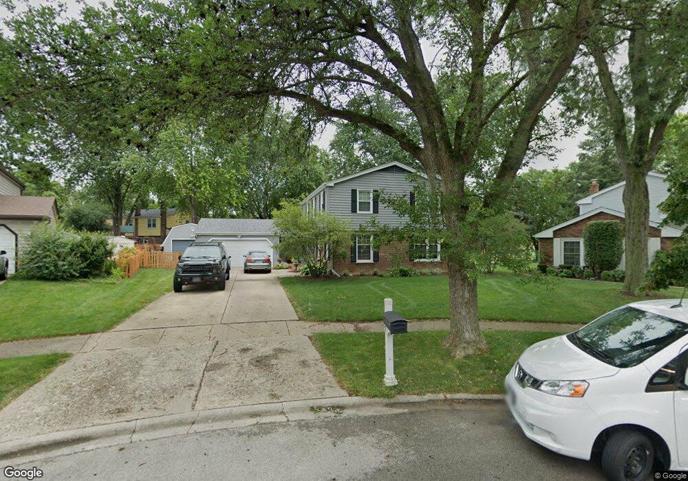 7 Sioux Ct, Naperville, IL 60563 - photo 1