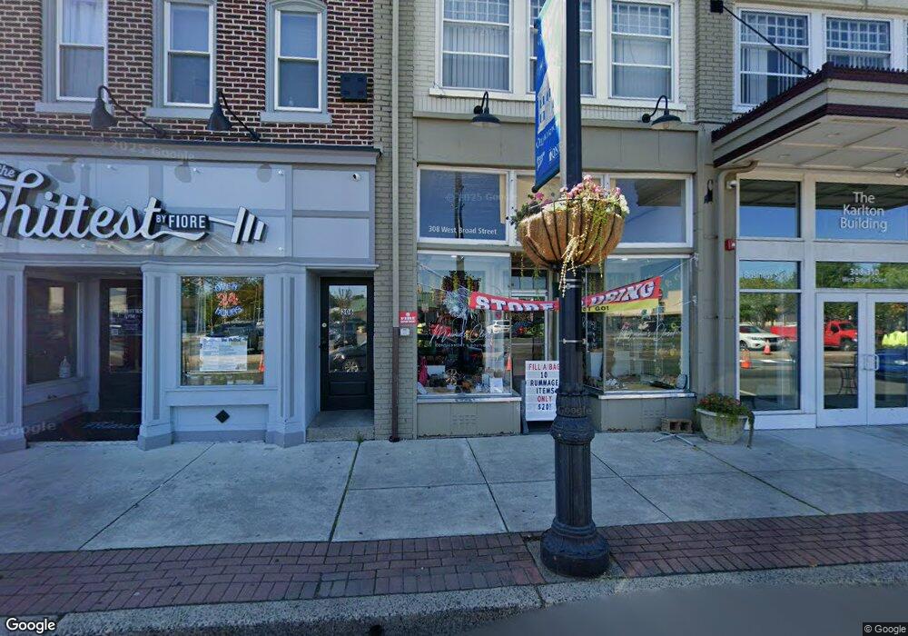 308 W Broad St unit 106, Quakertown, PA 18951 - photo 1