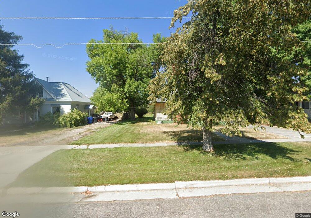 139 W 200 N, Smithfield, UT 84335 - photo 1