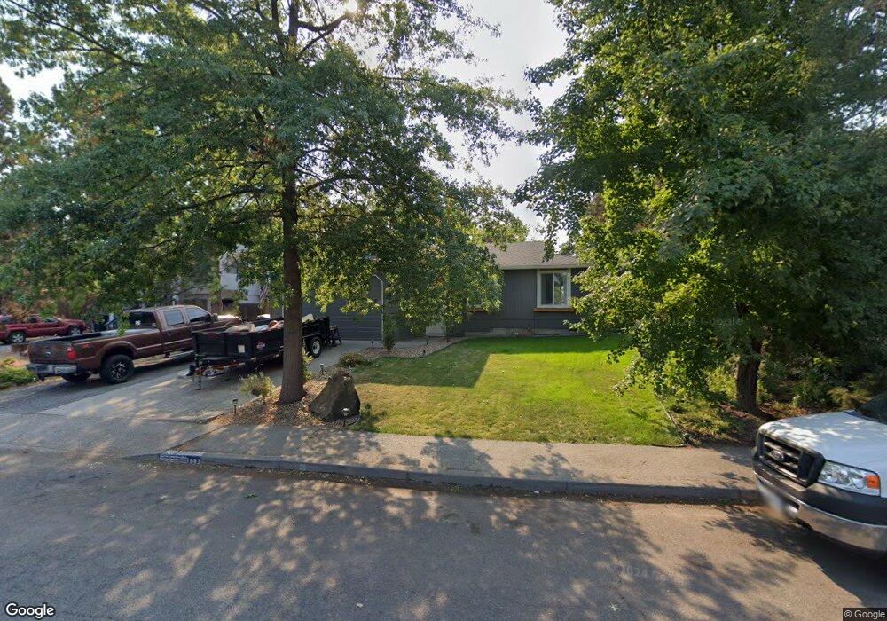 1683 NE Cackler Ln, Bend, OR 97701 - photo 1