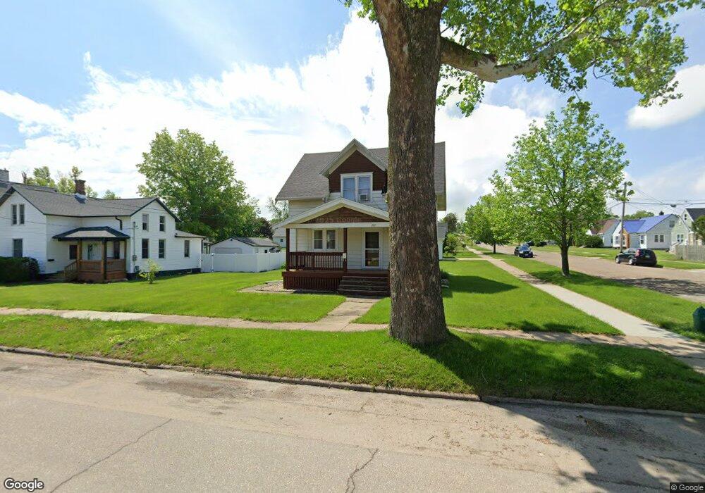 197 19th Ave SW, Cedar Rapids, IA 52404 - photo 1