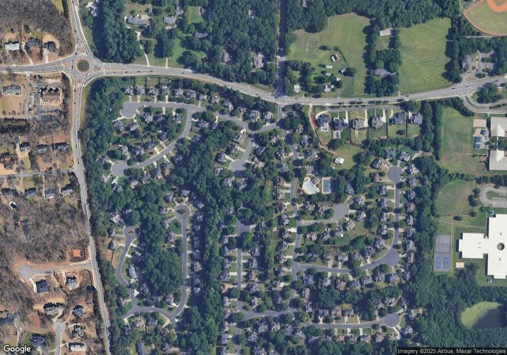 135 Hembree Grove Ct, Roswell, GA 30076 - photo 1