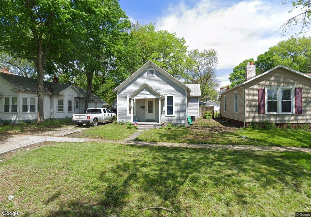 1608 Marshall Ave, Mattoon, IL 61938 - photo 1