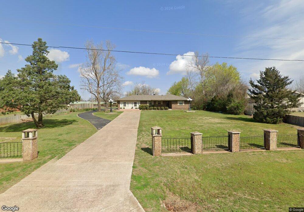 5725 S Osborne Way, Oklahoma City, OK 73165 - photo 1