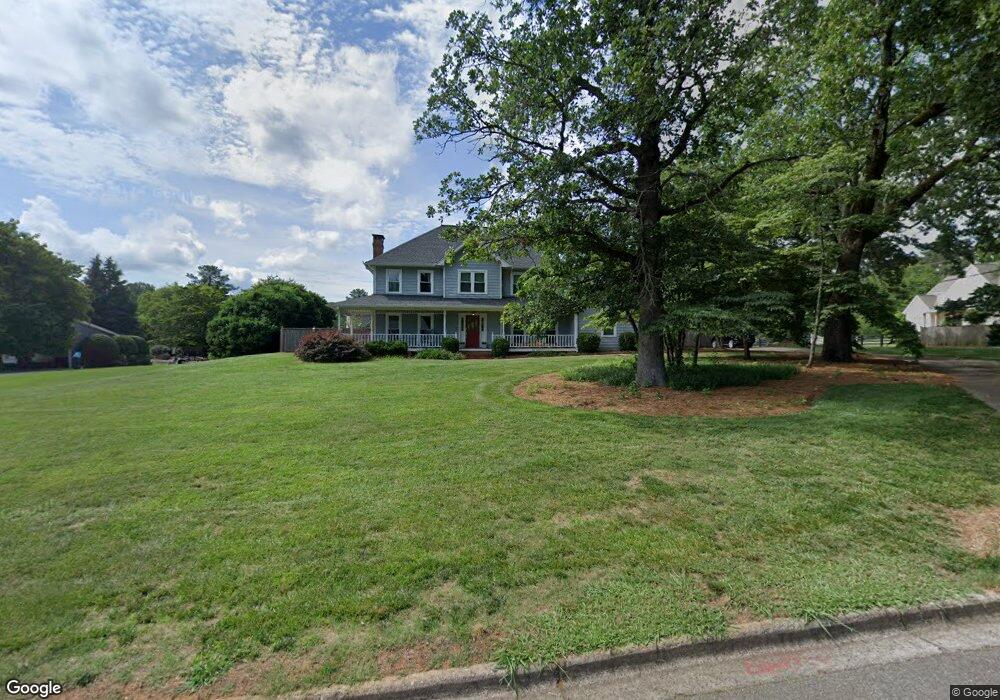 105 Oak Knoll Way, Roswell, GA 30075 - photo 1