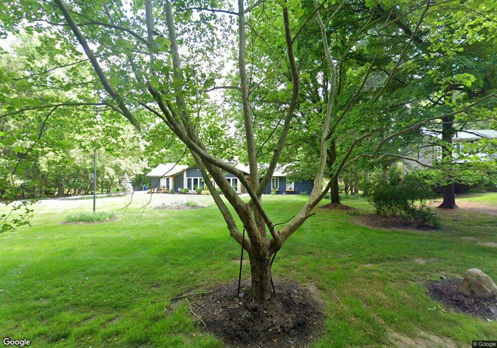 636 Noe Bixby Rd, Columbus, OH 43213 - photo 1