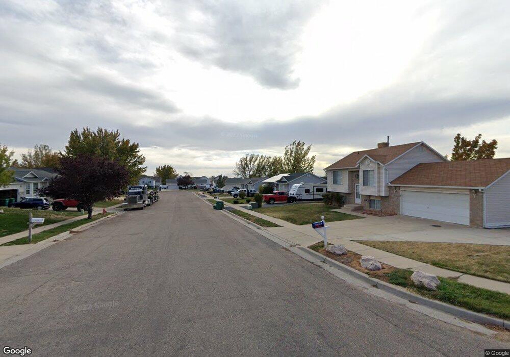 2482 N 300 W, Clearfield, UT 84015 - photo 1