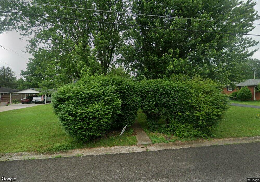 303 Dow Dr, Shelbyville, TN 37160 - photo 1