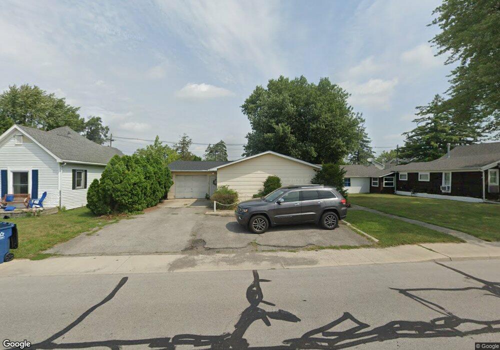 321 E Spring St, Bluffton, IN 46714 - photo 1