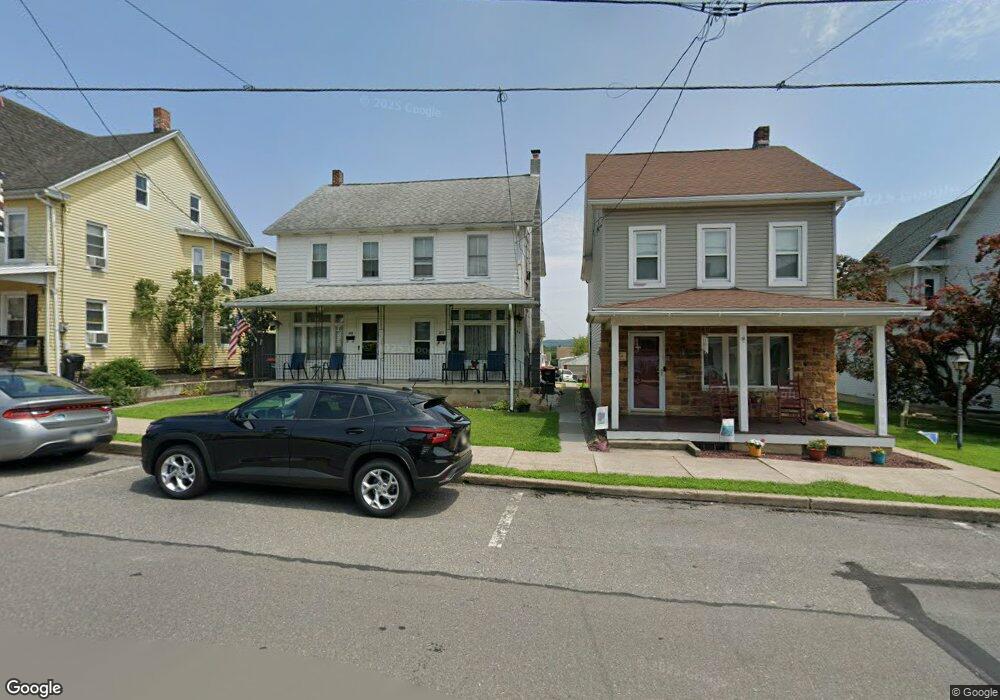 211 N 3rd St, Lehighton, PA 18235 - photo 1