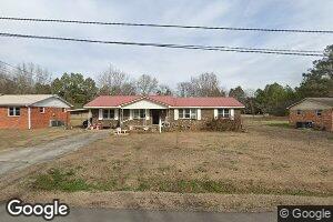 605 Forrest Ave, Scottsboro, AL 35768