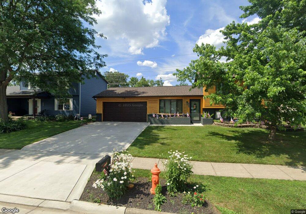 1906 Denise Dr, Columbus, OH 43229 - photo 1