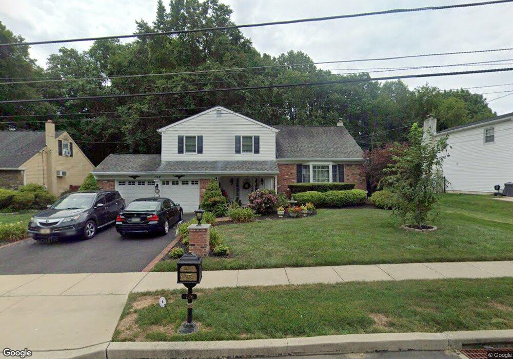 136 Rice Dr, Morrisville, PA 19067 - photo 1