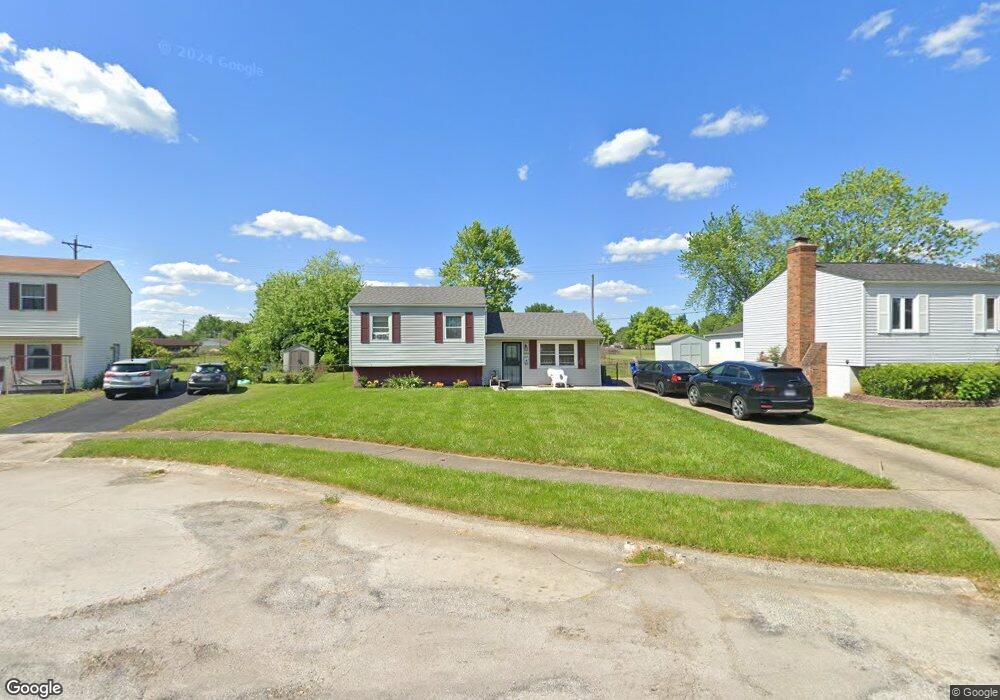 2884 Gentry Ln, Columbus, OH 43232 - photo 1