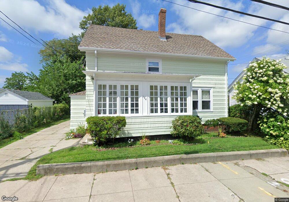 134 Perrin Ave, Pawtucket, RI 02861 - photo 1
