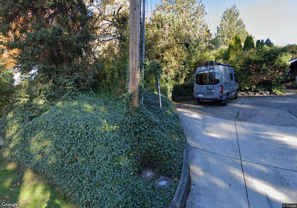 8203 SE 48th St, Mercer Island, WA 98040 - photo 1