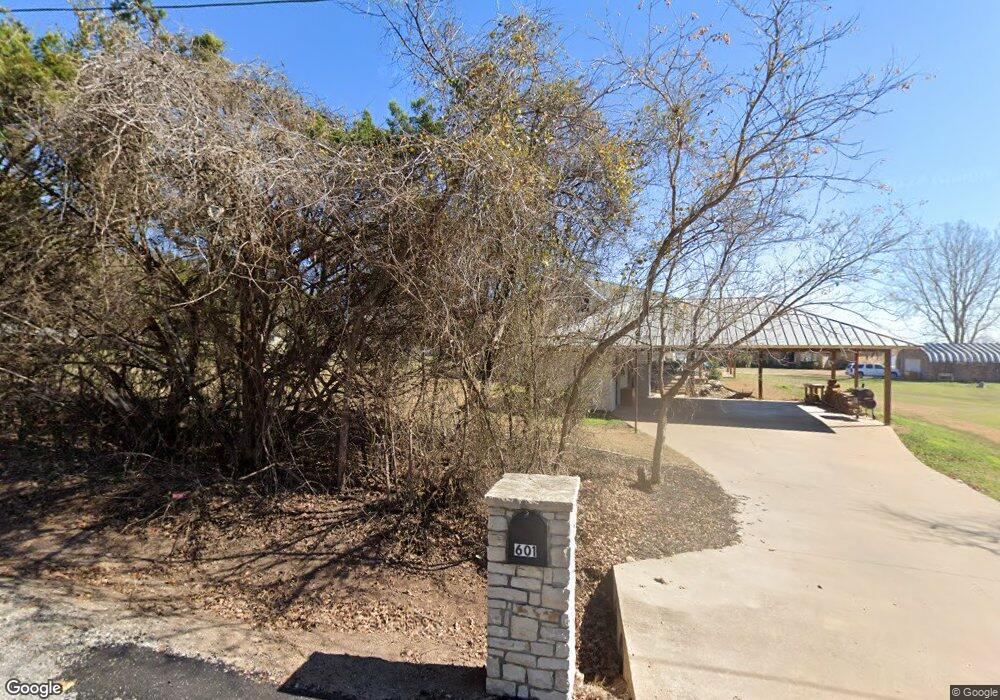 605 Venus Dr, Granbury, TX 76049 - photo 1