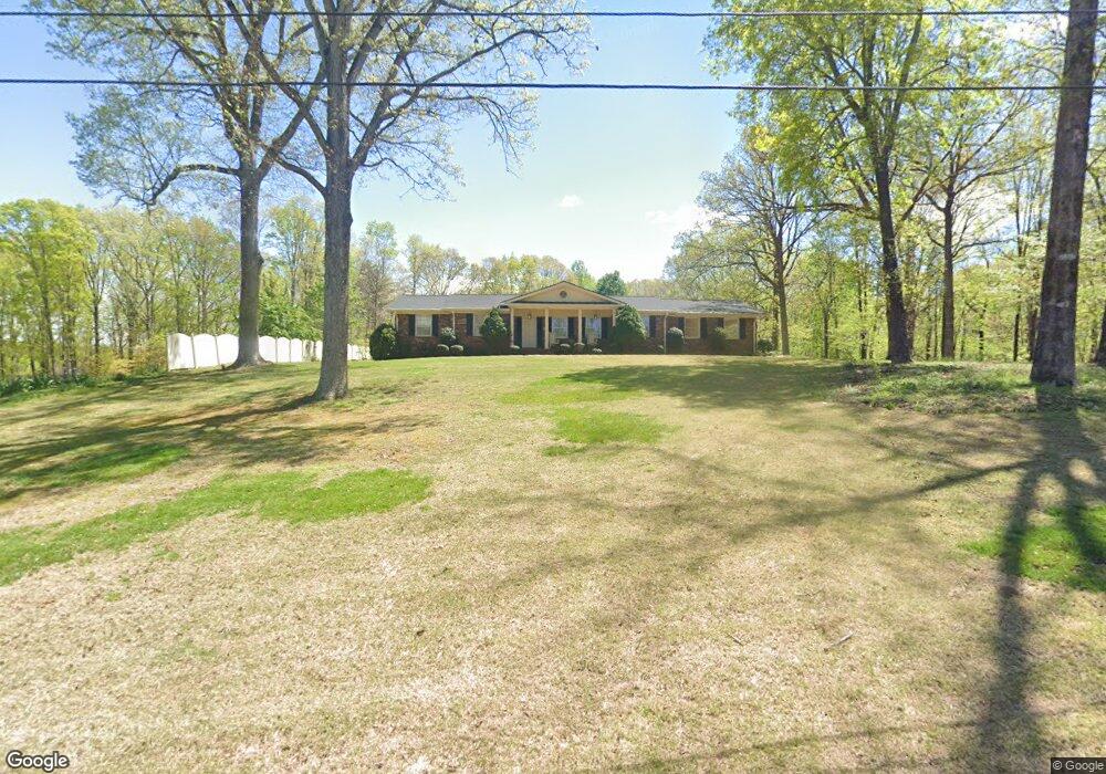 5852 Norton Cir, Flowery Branch, GA 30542 - photo 1