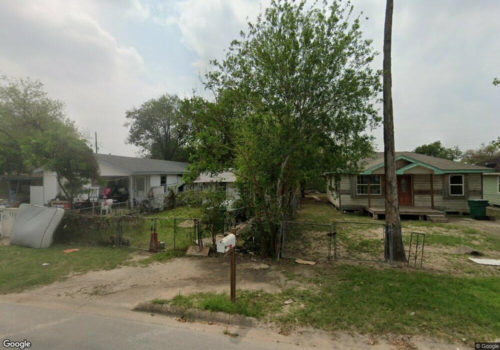 314 E Wright Ave, Pharr, TX 78577 - photo 1