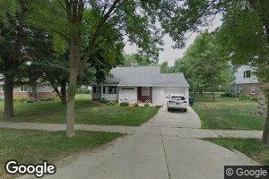 920 8th St, Sibley, IA 51249