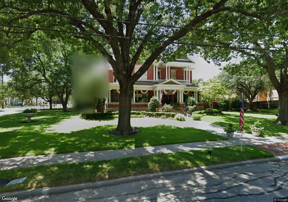 417 S Denton St, Gainesville, TX 76240 - photo 1