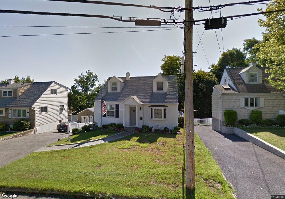 13 Kipling Rd, Yonkers, NY 10710 - photo 1