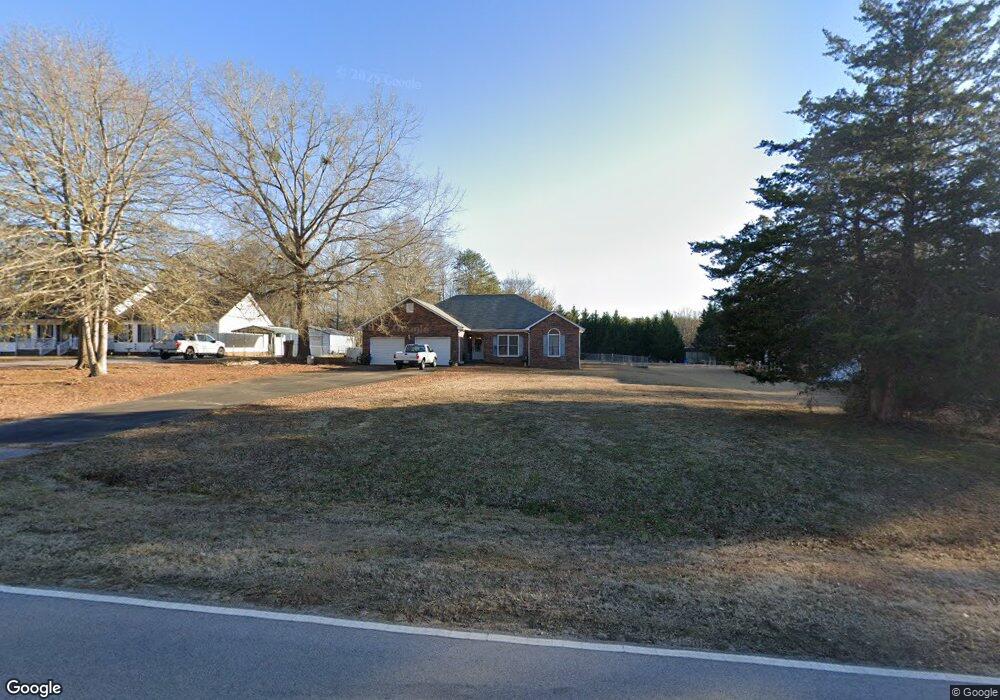 739 Pinehaven Cir, Clover, SC 29710 - photo 1