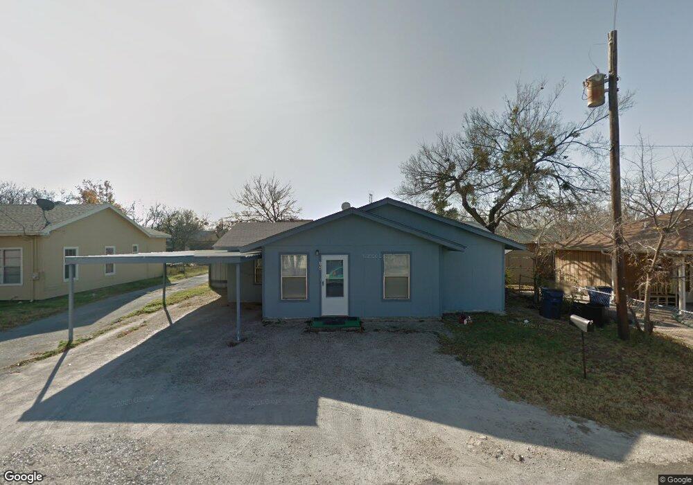 304 E Park St, Decatur, TX 76234 - photo 1
