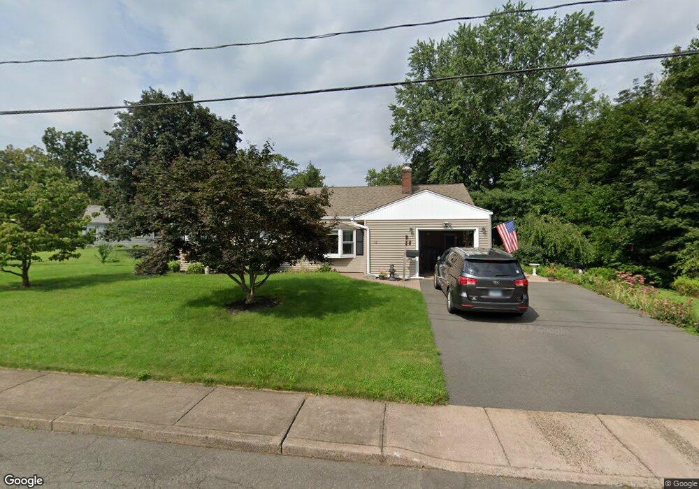 18 Weaver Rd, Manchester, CT 06042 - photo 1