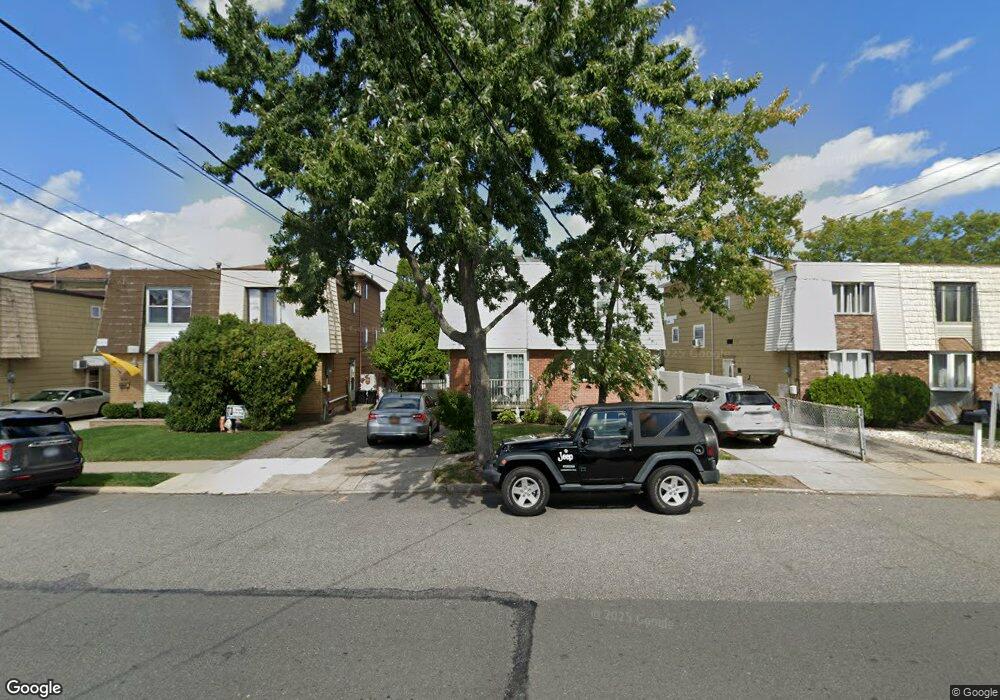 389 Leverett Ave, Staten Island, NY 10308 - photo 1