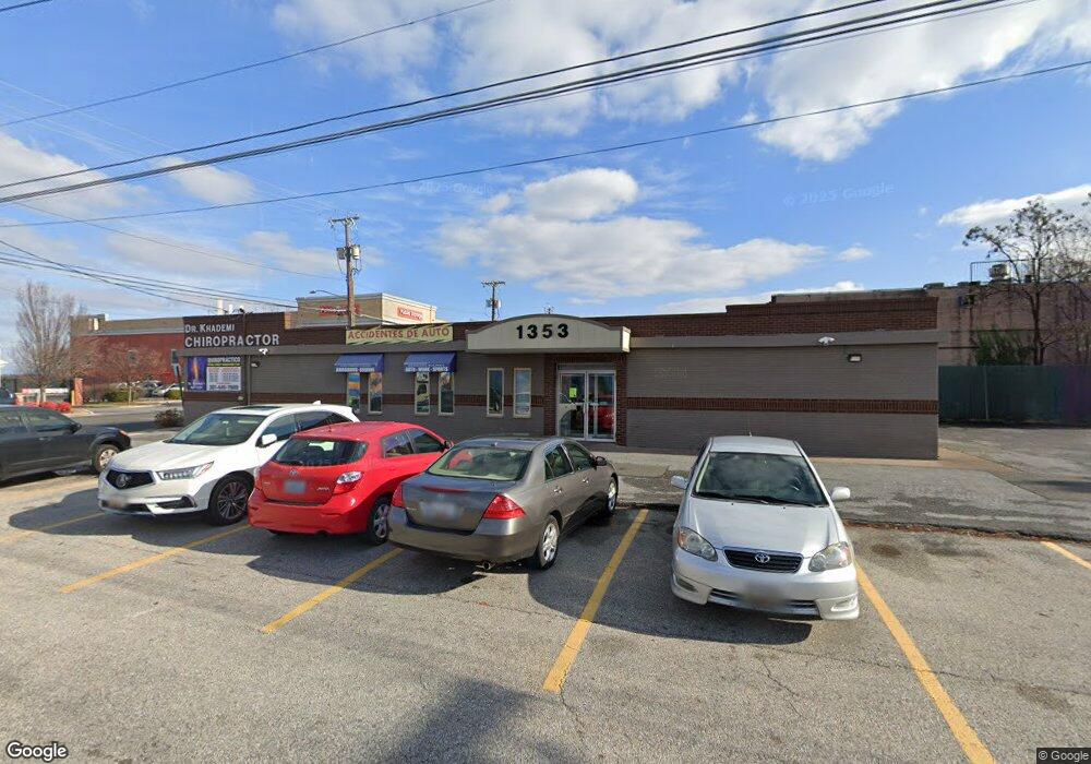 1353 Holton Ln, Takoma Park, MD 20912 - photo 1