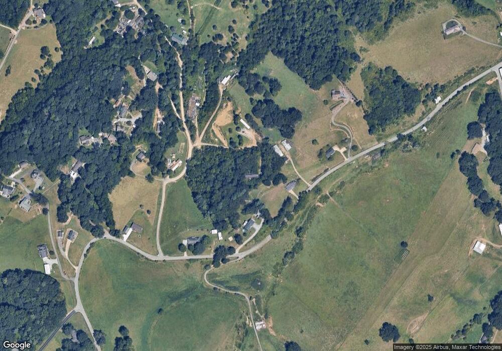 17 Scroggs Rd, Leicester, NC 28748 - photo 1