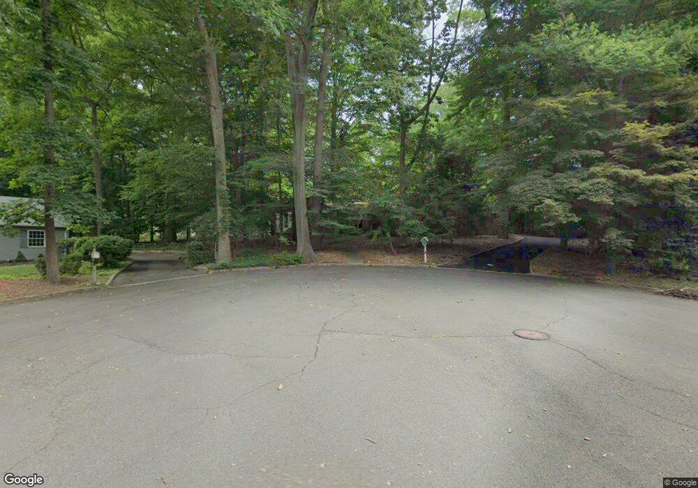 8 Spring Ct, Old Tappan, NJ 07675 - photo 1