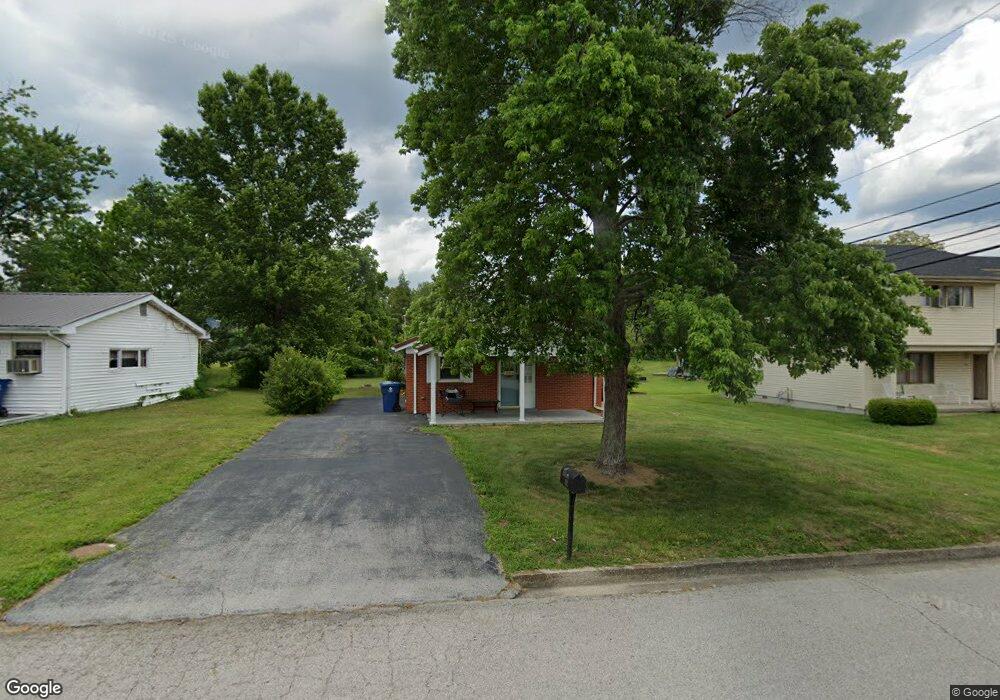 302 Melody Ln, Berea, KY 40403 - photo 1