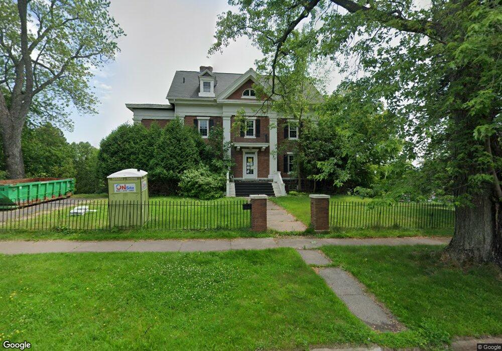 2302 E 5th St, Duluth, MN 55812 - photo 1