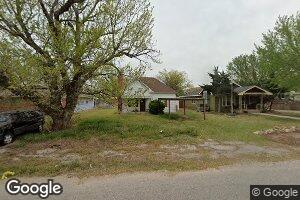 208 S Magnolia Ave, Erick, OK 73645