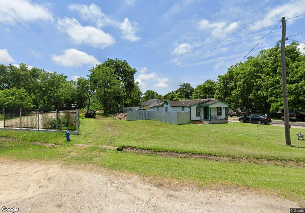 5108 Bennington St, Houston, TX 77028 - photo 1