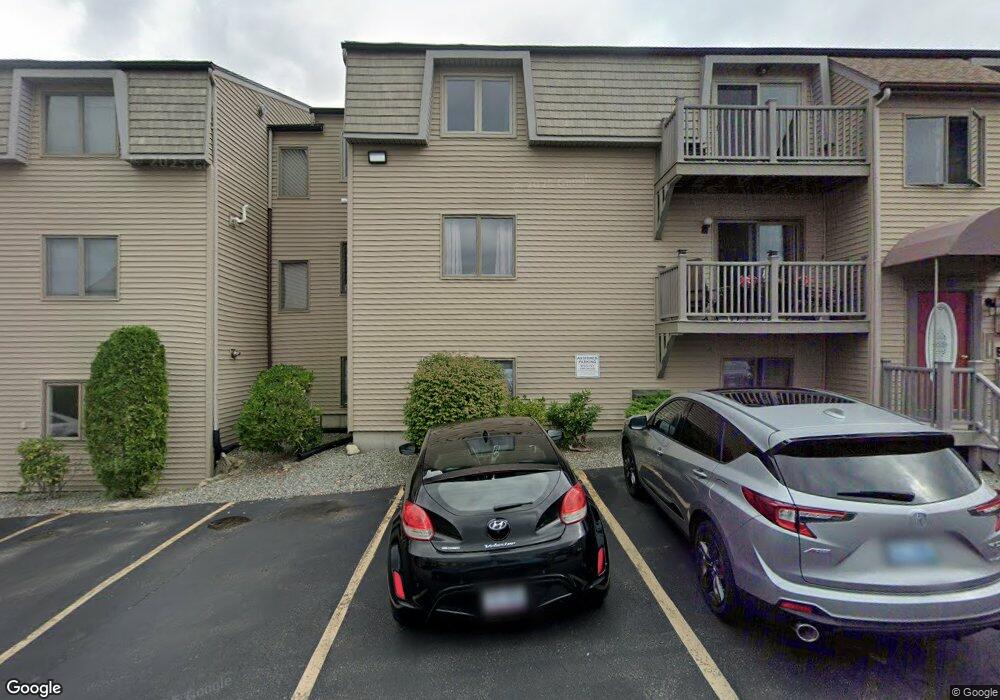 44 Village Ct, West Warwick, RI 02893 - photo 1