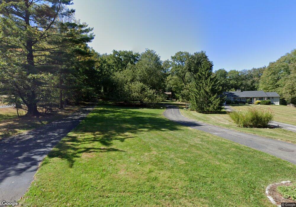 346 Boxberger Rd, Valley Cottage, NY 10989 - photo 1