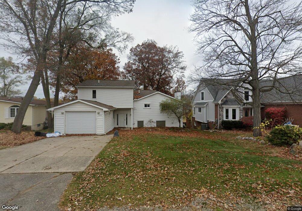 3980 Fieldview Ave, West Bloomfield, MI 48324 - photo 1