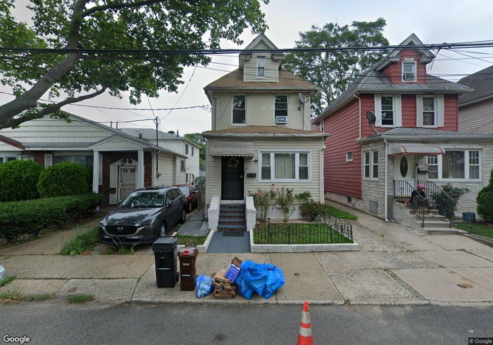 14025 158th St, Jamaica, NY 11434 - photo 1