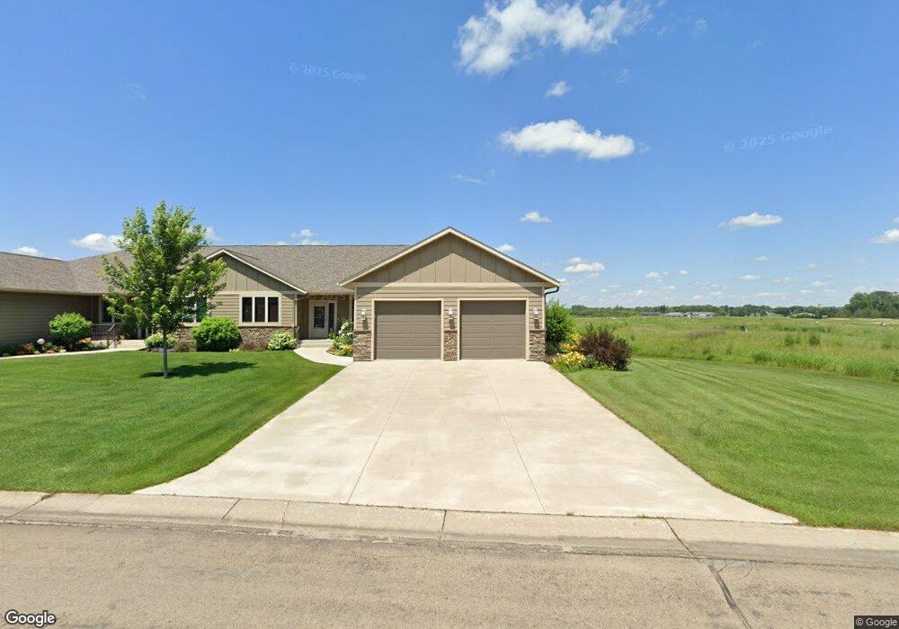 2302 W 9th St, Albert Lea, MN 56007 - photo 1