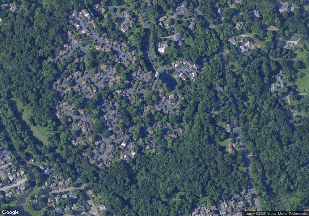 619 W Lyon Farm Dr, Greenwich, CT 06831 - photo 1