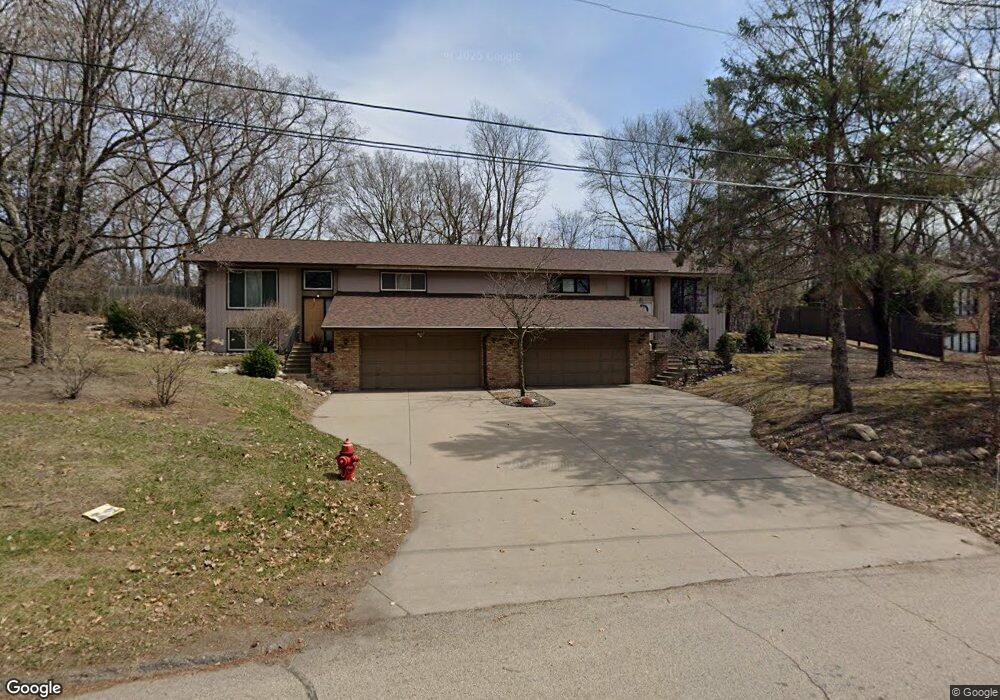 5101 Woodland Rd, Minnetonka, MN 55345 - photo 1