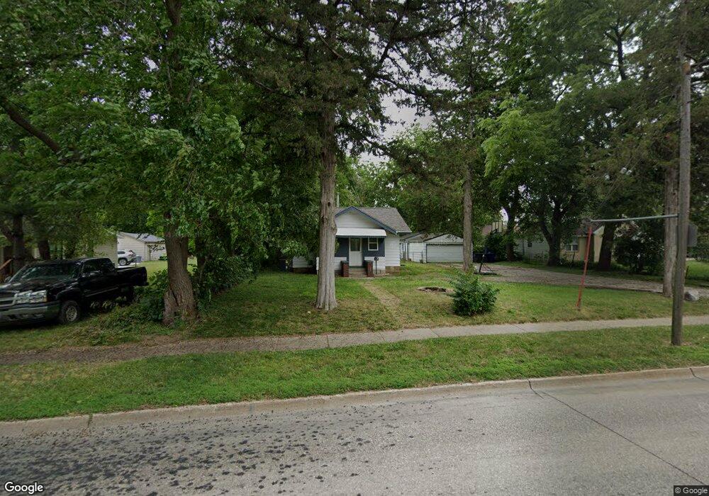 3727 South Union St, Des Moines, IA 50315 - photo 1