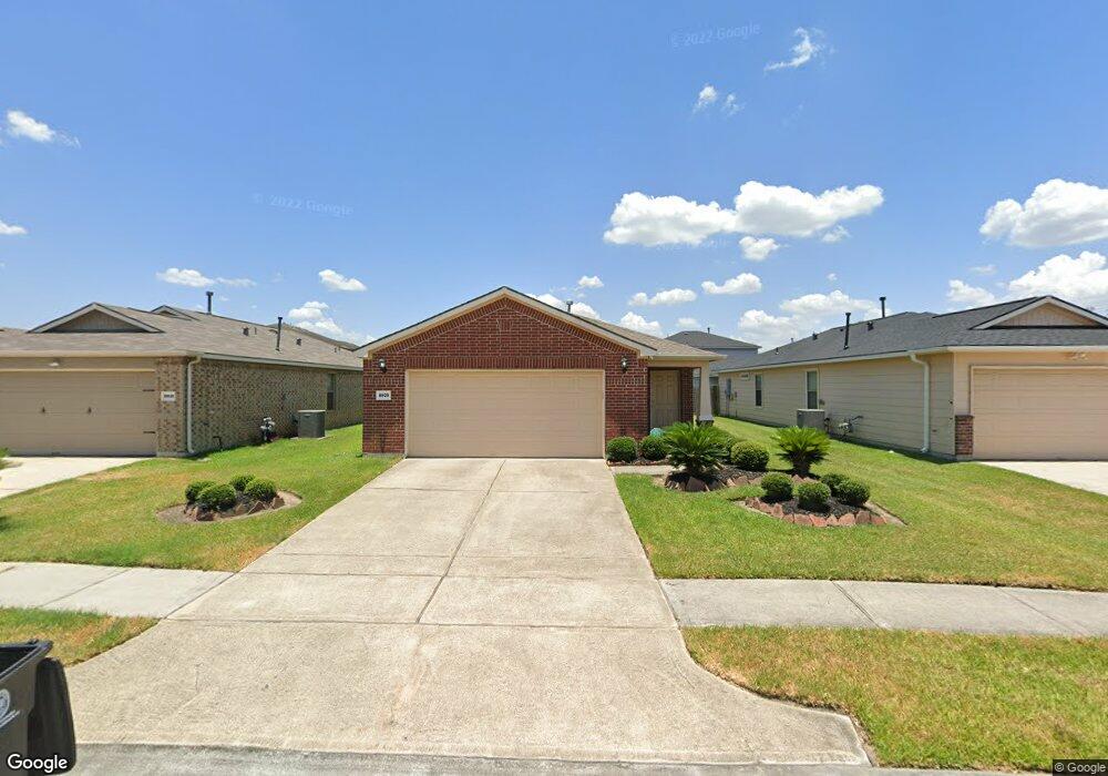 8939 Spurflower Path Ln, Houston, TX 77075 - photo 1